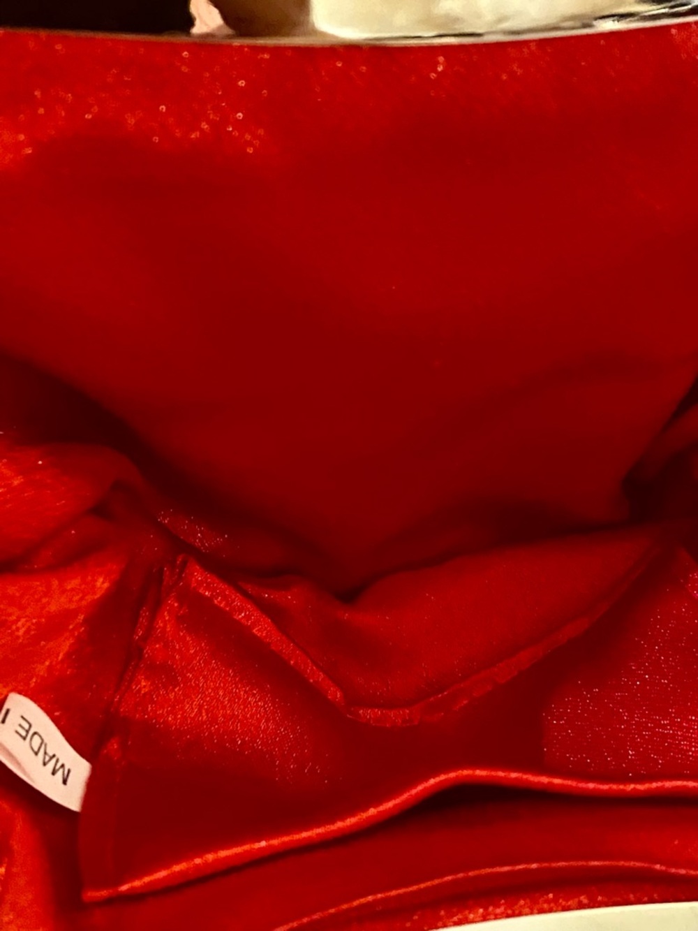 Red Rose Appliqué Evening Crossbody BagWith Kiss Lock - Picture 4 of 4